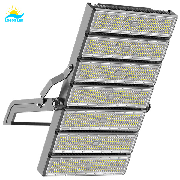 1260W كوكب المشتري LED ضوء الصاري عالية (1)